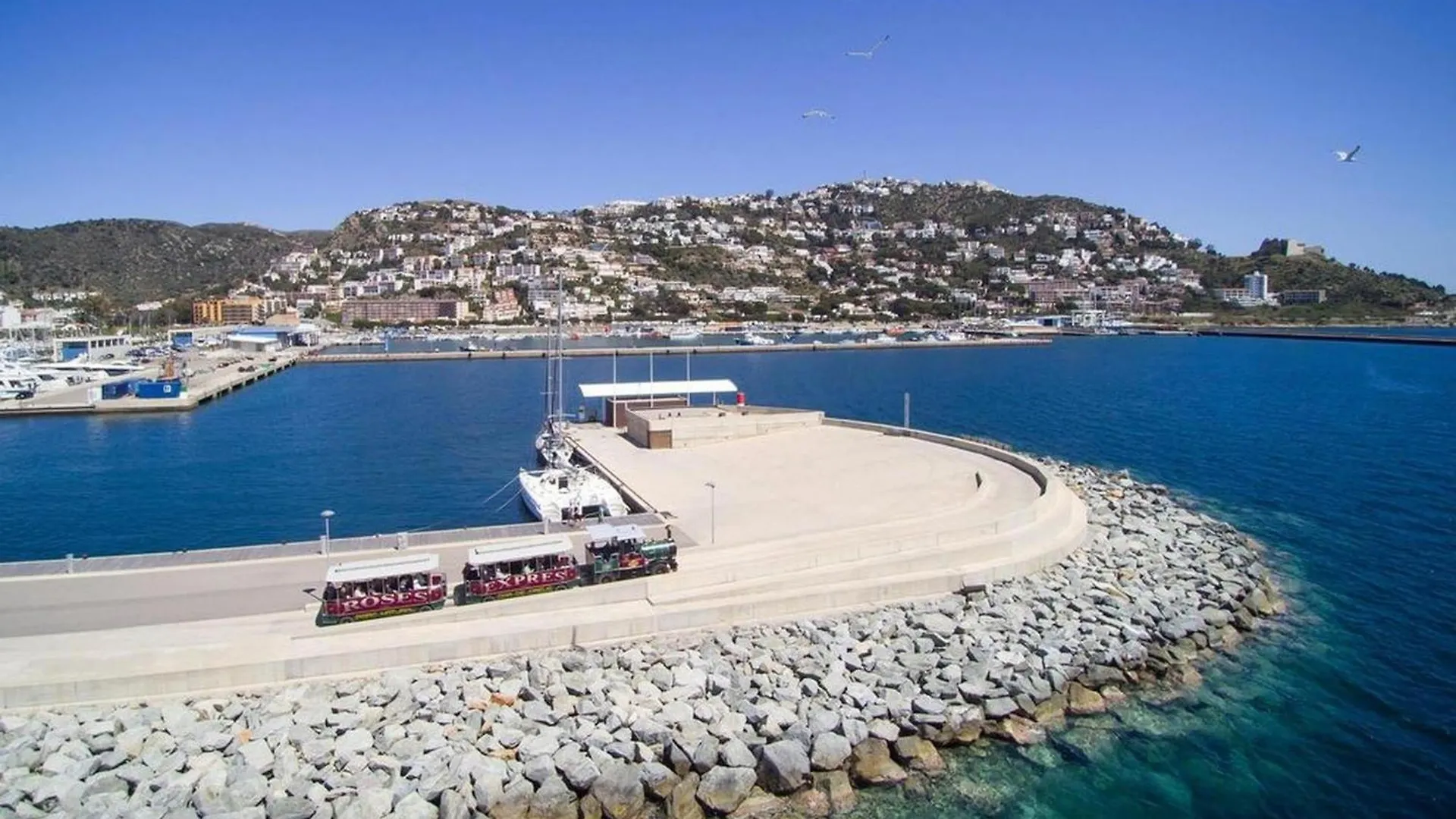 로지즈 3197 Rocmar 2 1-D, Excelente, Frente Al Puerto Pesquero Y Con Vista A La Bahia. - Es-258-1 아파트